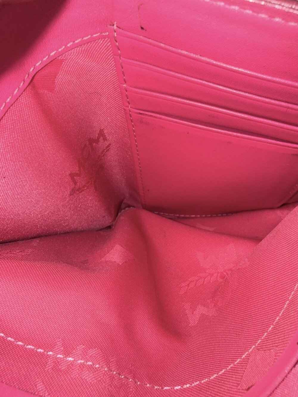 MCM Rare Sweet Visetos Cherry Heart Trifold Wallet Limited Edition 2012 with COA - Picture 15 of 16